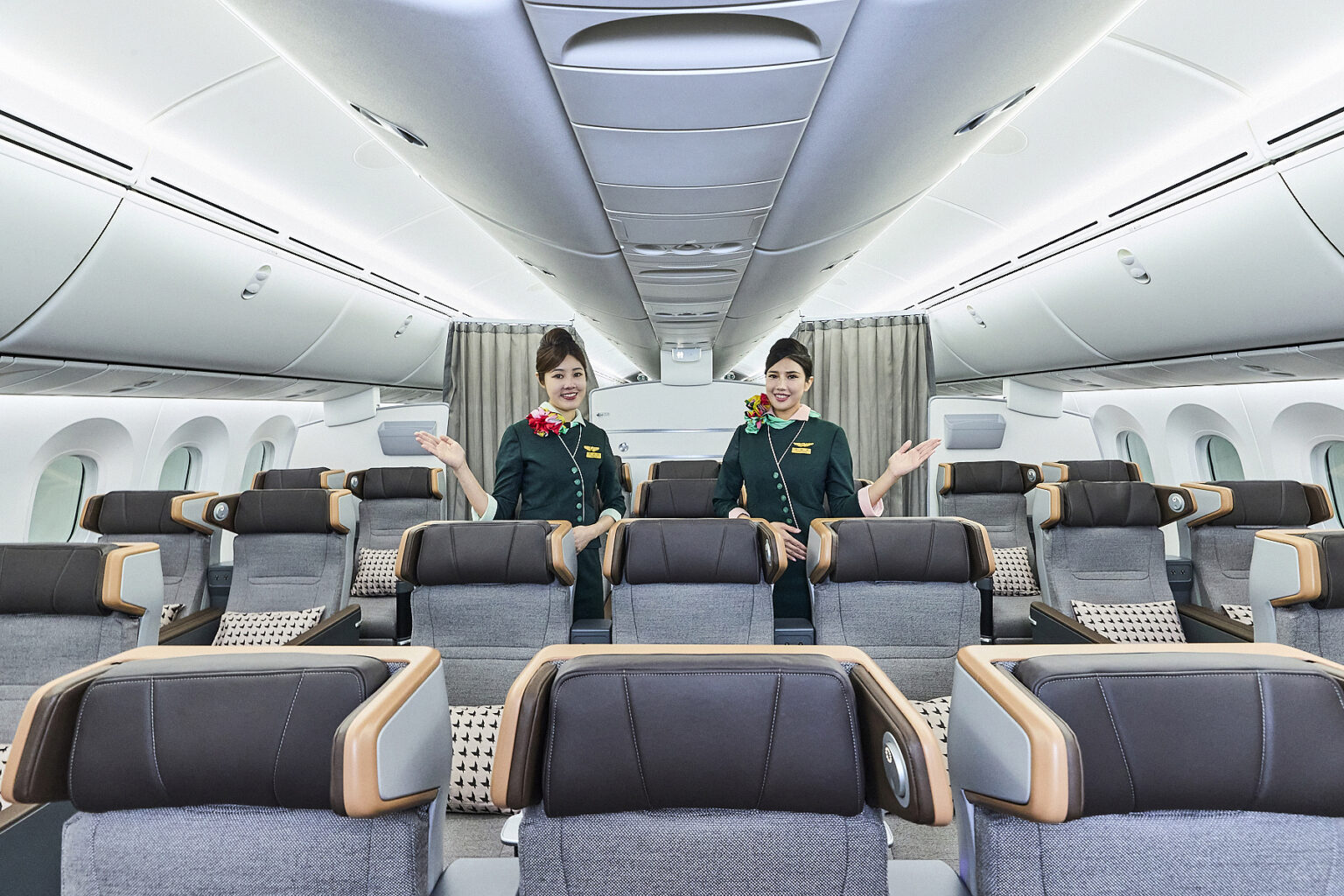 EVA Air setzt mit der Einführung der vierten Generation von Premium ...
